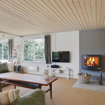 Holiday home Anevay - 300m From The Sea In Ne Jutland By Interhome